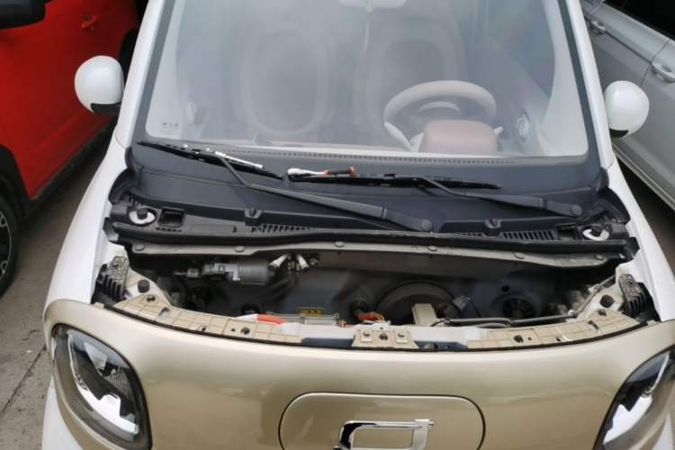 Used Bestune Pony 2026 222km Colorful Horse Engine Bay