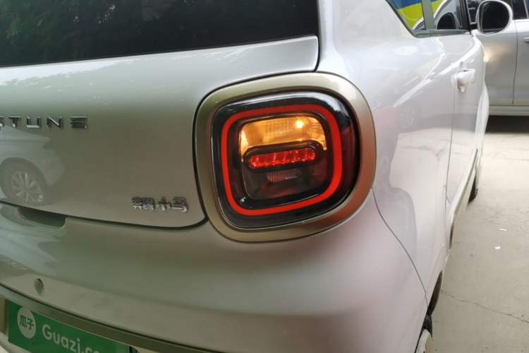Used Bestune Pony 2026 222km Colorful Horse Exterior 3