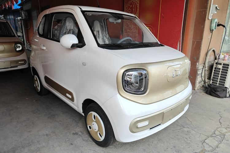 Used Bestune Pony 2026 Model 222km Cute Horse Front Right 45 Deg