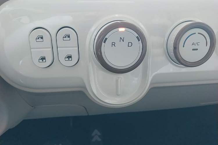 Used Bestune Pony 2026 222km Colorful Horse Gear Lever