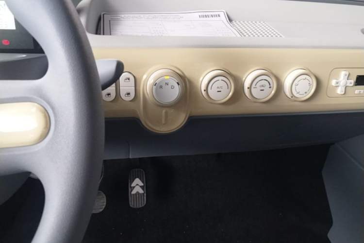Used Bestune Pony 2026 Model 222km Cute Horse Gear Lever