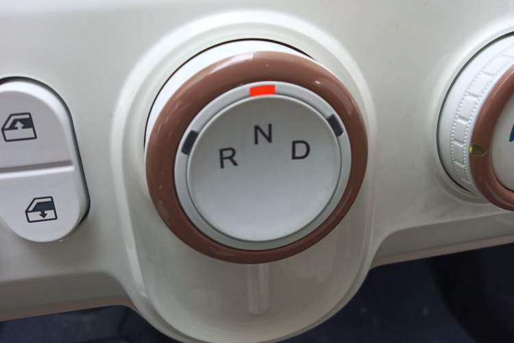 Used Bestune Pony 2026 222km Colorful Horse Gear Lever