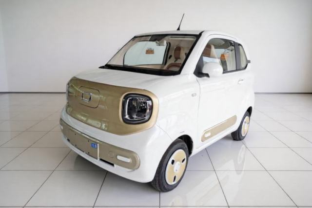 Used Bestune Pony 2026 222km Colorful Horse