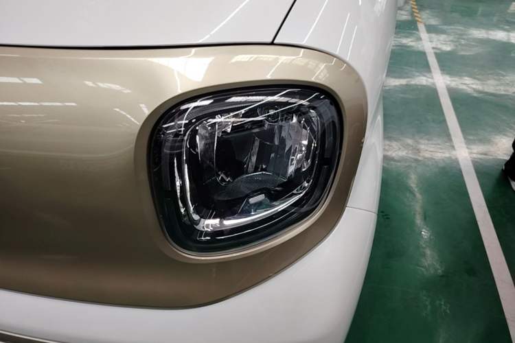 Used Bestune Pony 2026 222km Colorful Horse Left Front Headlight