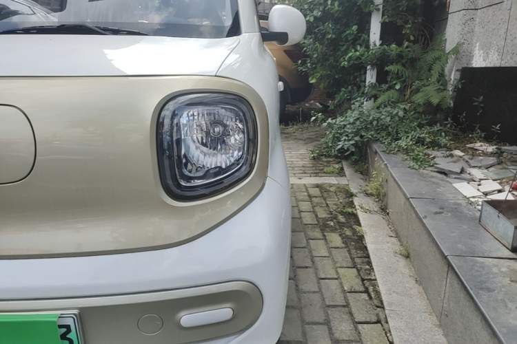 Used Bestune Pony 2026 Model 222km Cute Horse Left Front Headlight