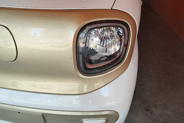 Used Bestune Pony 2026 Model 222km Cute Horse Left Front Headlight