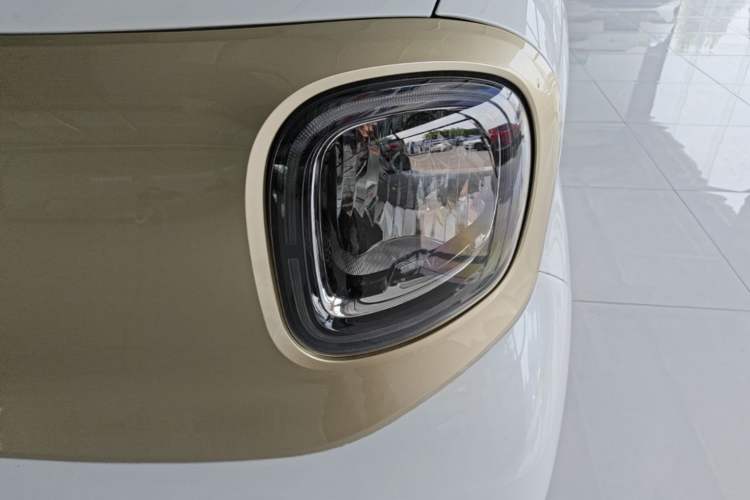 Used Bestune Pony 2026 222km Colorful Horse Left Front Headlight
