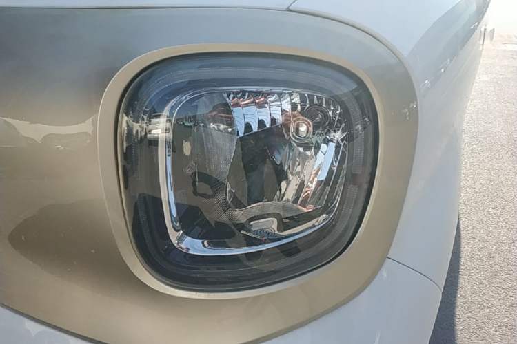Used Bestune Pony 2026 222km Colorful Horse Left Front Headlight