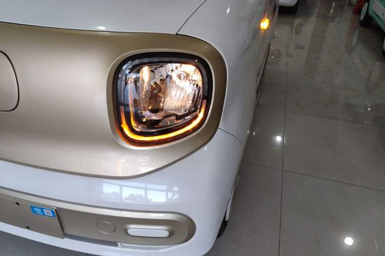 Used Bestune Pony 2026 222km Colorful Horse Left Front Headlight