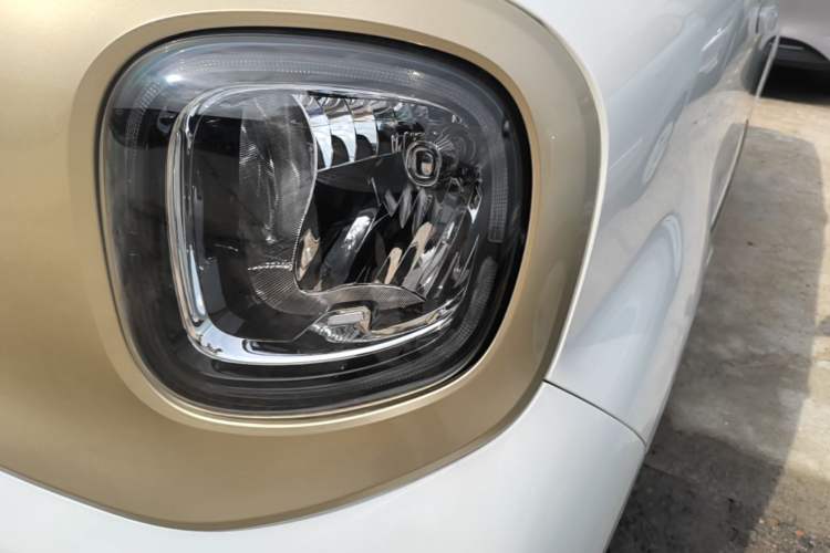 Used Bestune Pony 2026 Model 222km Cute Horse Plus Left Front Headlight