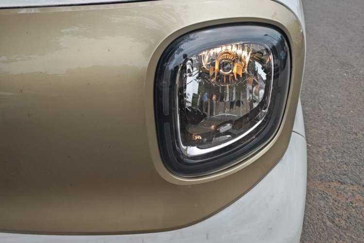 Used Bestune Pony 2026 Model 222km Cute Horse Left Front Headlight