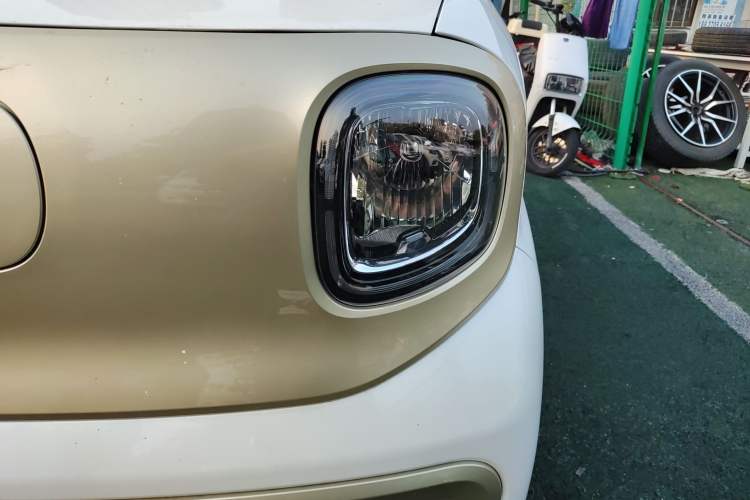 Used Bestune Pony 2026 222km Colorful Horse Left Front Headlight