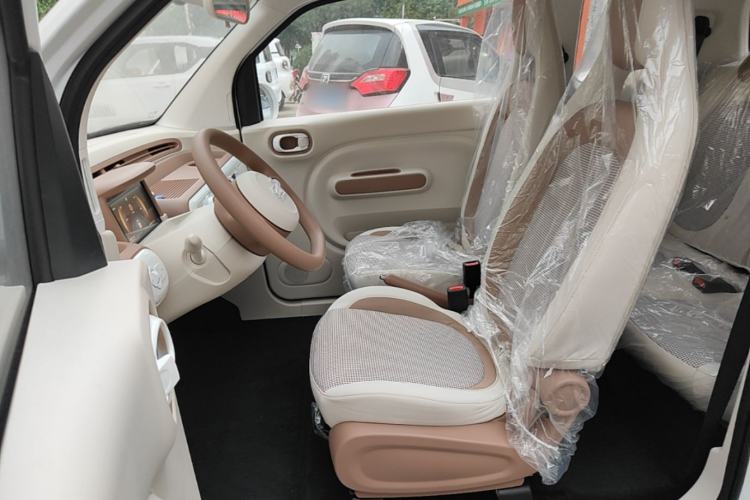 Used Bestune Pony 2026 222km Colorful Horse Left Front Seat