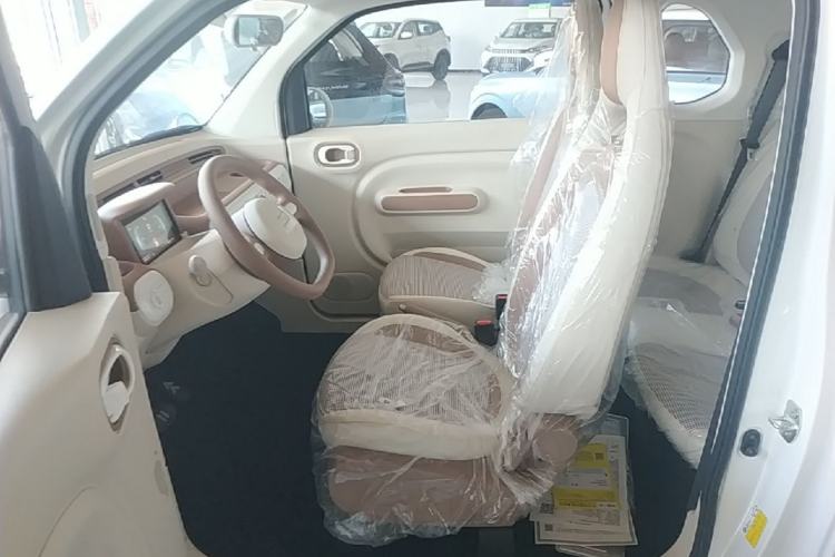 Used Bestune Pony 2026 222km Colorful Horse Left Front Seat