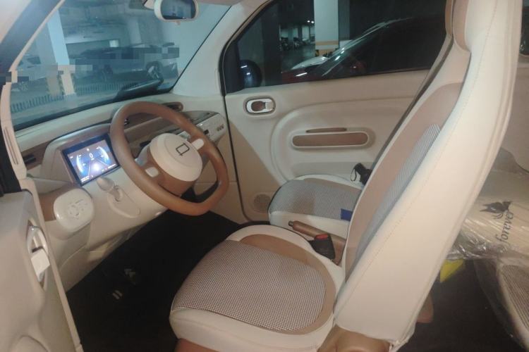 Used Bestune Pony 2026 222km Colorful Horse Left Front Seat
