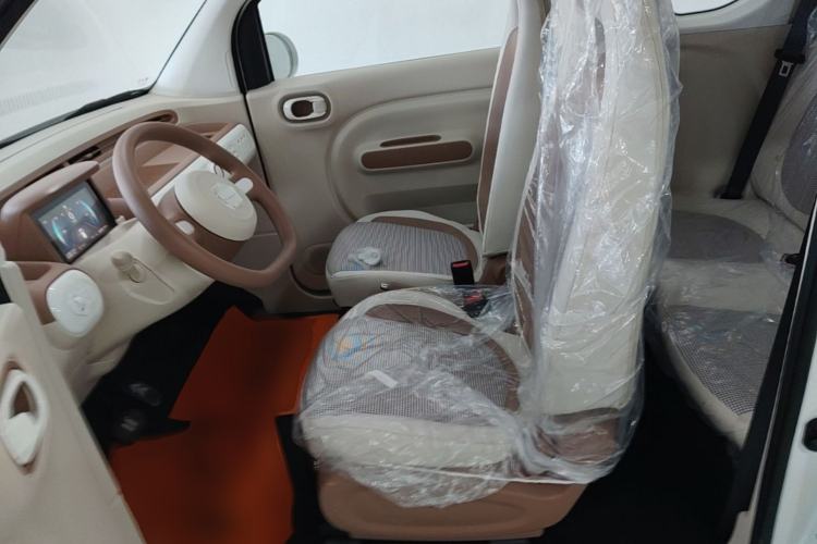 Used Bestune Pony 2026 222km Colorful Horse Left Front Seat
