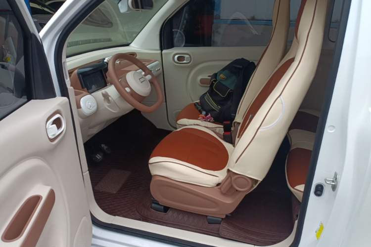 Used Bestune Pony 2026 222km Colorful Horse Left Front Seat