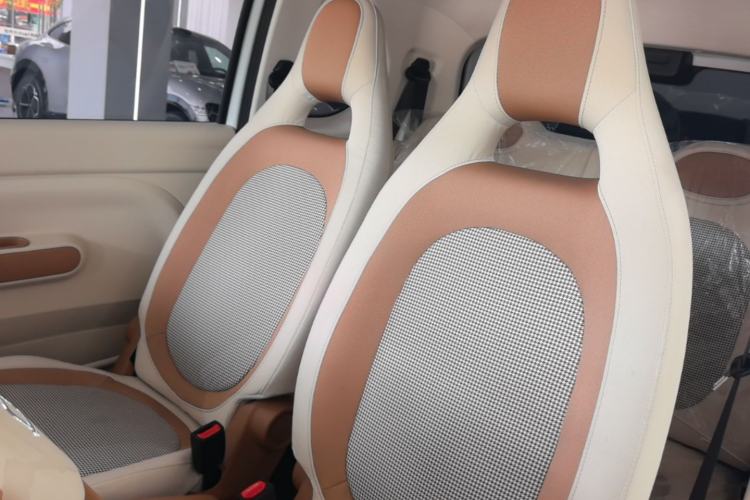 Used Bestune Pony 2026 222km Colorful Horse Left Front Seat