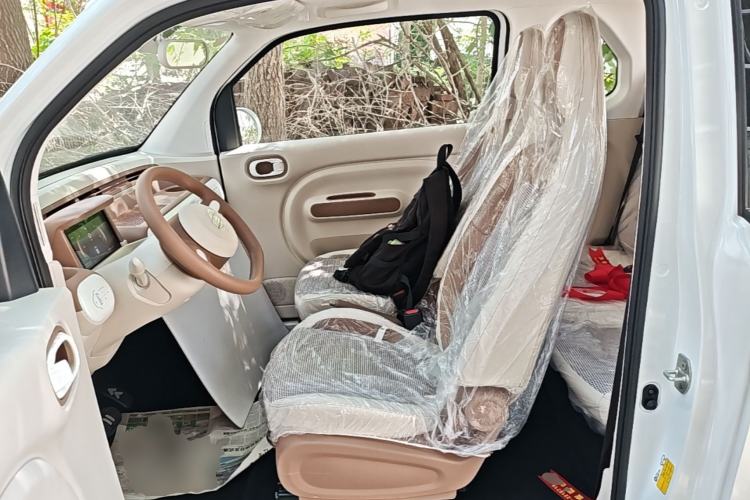 Used Bestune Pony 2026 222km Colorful Horse Left Front Seat