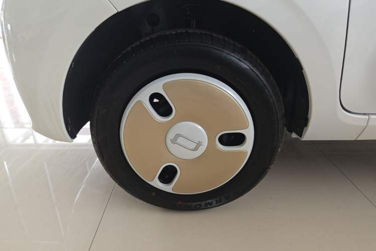 Used Bestune Pony 2026 222km Colorful Horse Left Front Wheel Hub