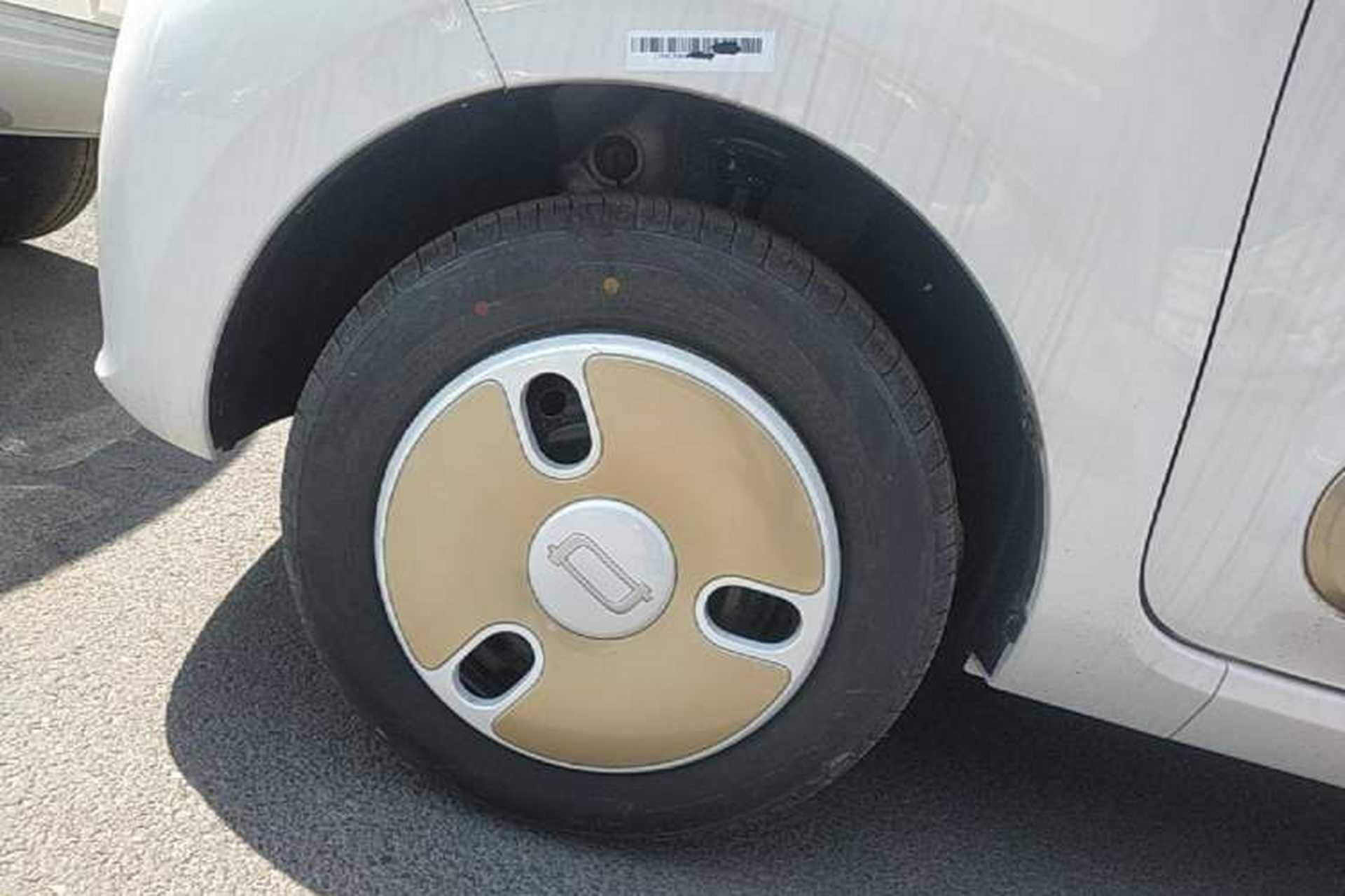Used Bestune Pony 2026 222km Colorful Horse Left Front Wheel Hub