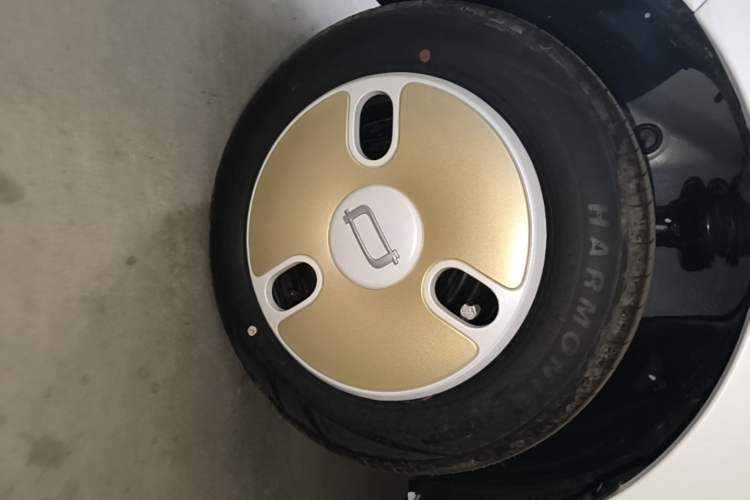 Used Bestune Pony 2026 Model 222km Cute Horse Plus Left Front Wheel Hub