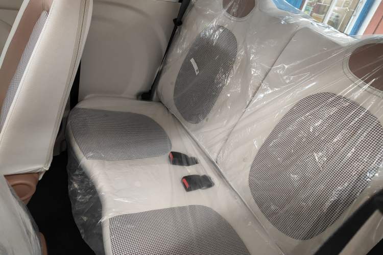 Used Bestune Pony 2026 222km Colorful Horse Left Rear Seat