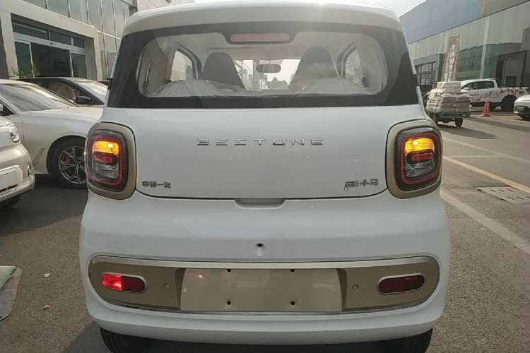 Used Bestune Pony 2026 222km Colorful Horse Rear
