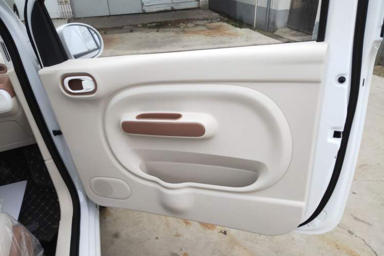 Used Bestune Pony 2026 Model 222km Cute Horse Plus Right Front Door Interior