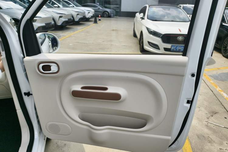 Used Bestune Pony 2026 Model 222km Agile Horse Right Front Door Interior