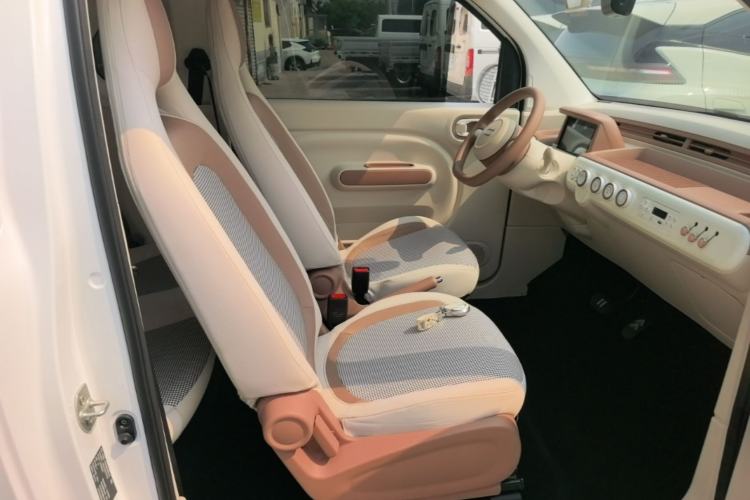 Used Bestune Pony 2026 Model 222km Cute Horse Plus Right Front Seat