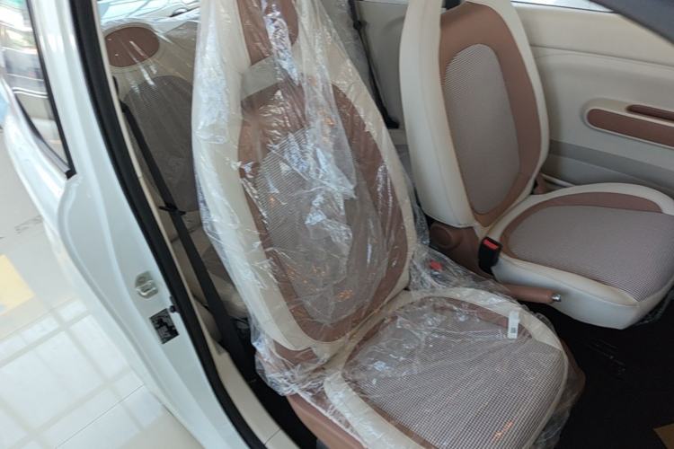 Used Bestune Pony 2026 222km Colorful Horse Right Front Seat