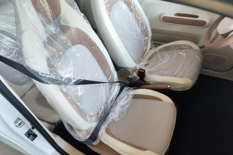 Used Bestune Pony 2026 222km Colorful Horse Right Front Seat