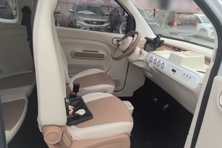 Used Bestune Pony 2026 Model 222km Shining Horse Right Front Seat