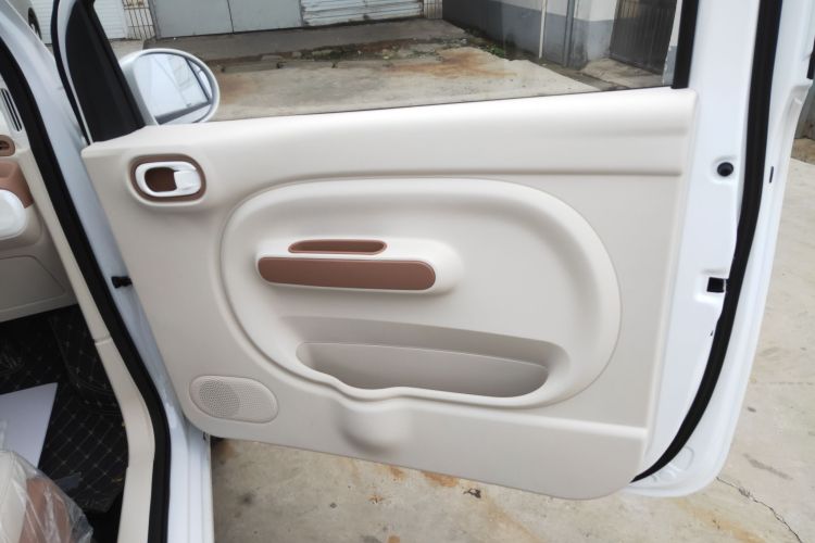 Used Bestune Pony 2026 Model 222km Cute Horse Plus Right Rear Door Interior