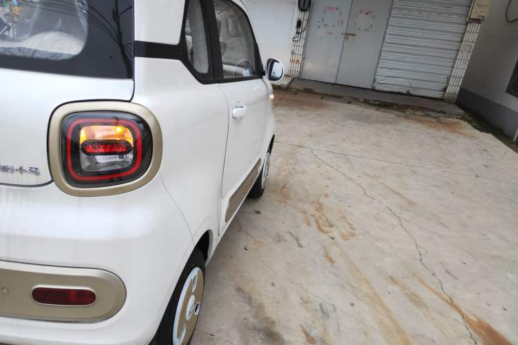 Used Bestune Pony 2026 Model 222km Cute Horse Plus Right Rear Taillight
