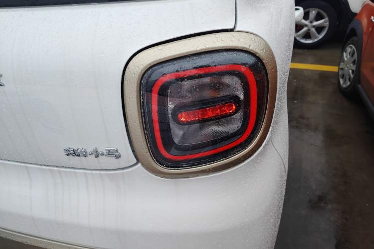 Used Bestune Pony 2026 Model 222km Cute Horse Plus Right Rear Taillight