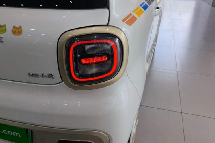 Used Bestune Pony 2026 222km Colorful Horse Right Rear Taillight