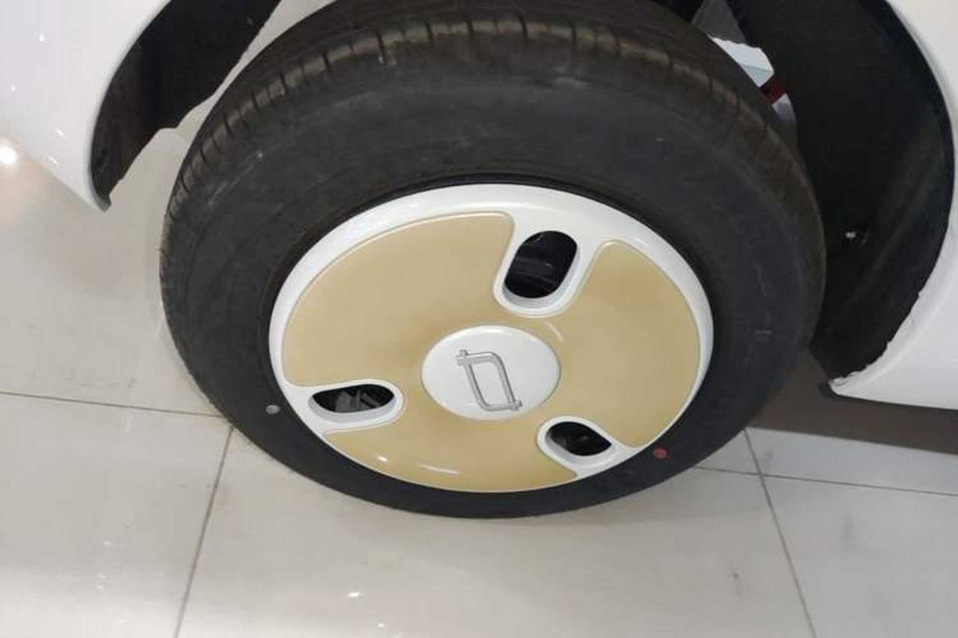 Used Bestune Pony 2026 Model 222km Shining Horse Right Rear Wheel Hub