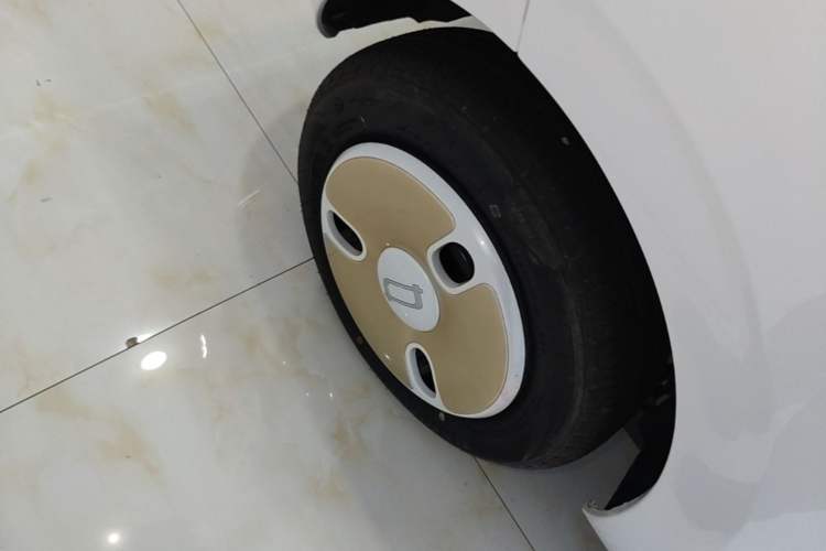Used Bestune Pony 2026 222km Colorful Horse Right Rear Wheel Hub