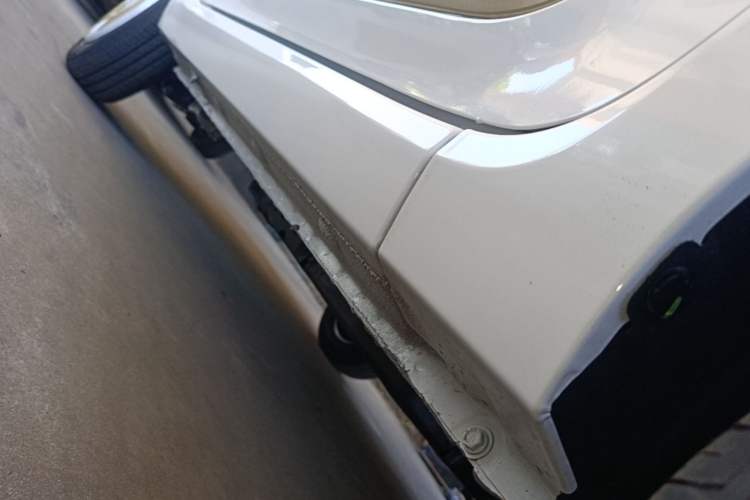 Used Bestune Pony 2026 222km Colorful Horse Right Side Sill