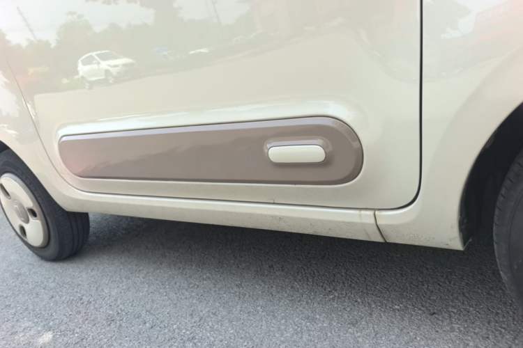 Used Bestune Pony 2026 222km Colorful Horse Right Side Sill