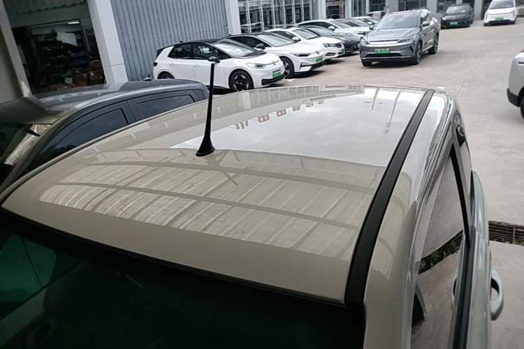 Used Bestune Pony 2026 222km Colorful Horse Roof