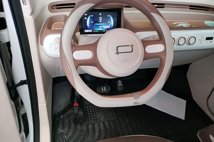 Used Bestune Pony 2026 222km Colorful Horse Steering Wheel