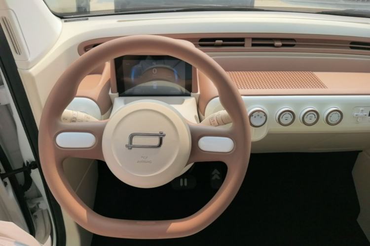 Used Bestune Pony 2026 Model 222km Cute Horse Plus Steering Wheel