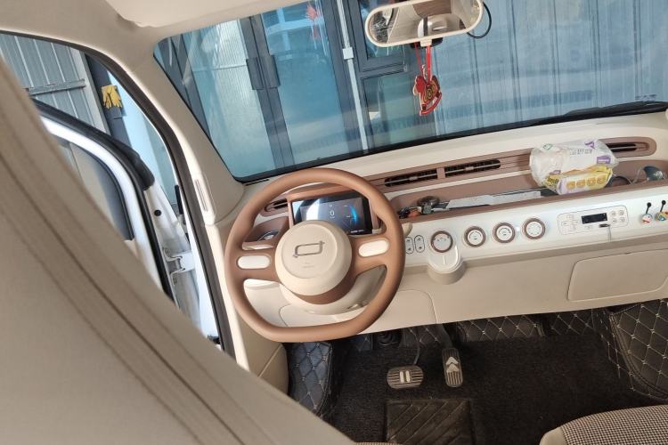Used Bestune Pony 2026 222km Colorful Horse Steering Wheel