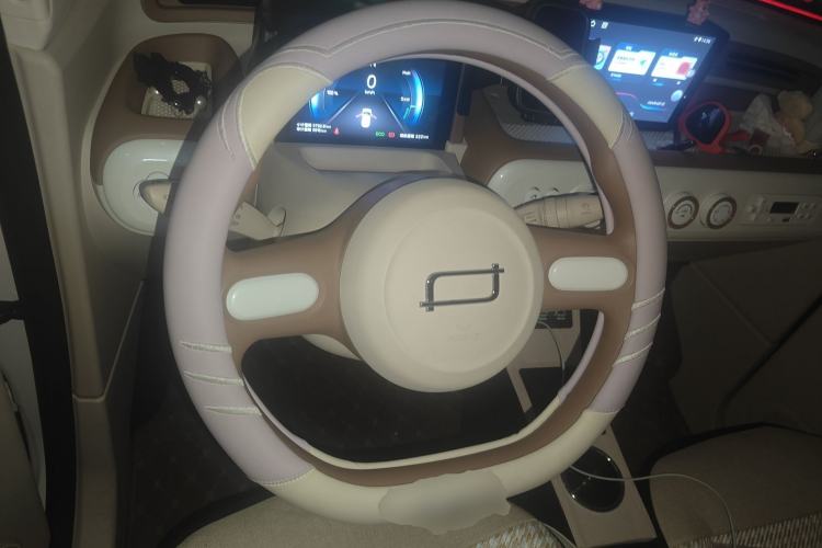 Used Bestune Pony 2026 222km Colorful Horse Steering Wheel