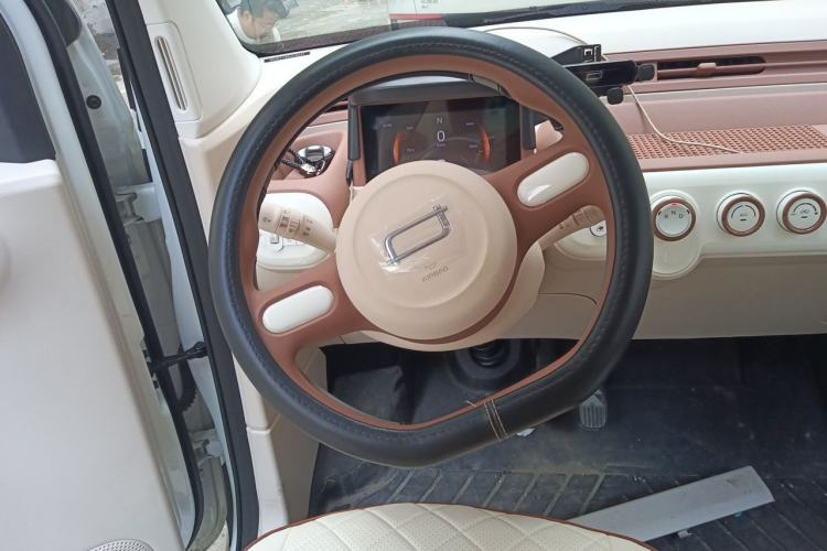 Used Bestune Pony 2026 222km Colorful Horse Steering Wheel