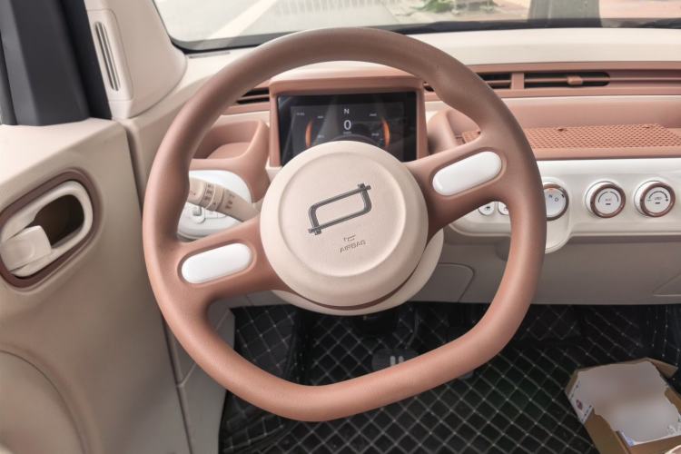 Used Bestune Pony 2026 Model 222km Shining Horse Steering Wheel