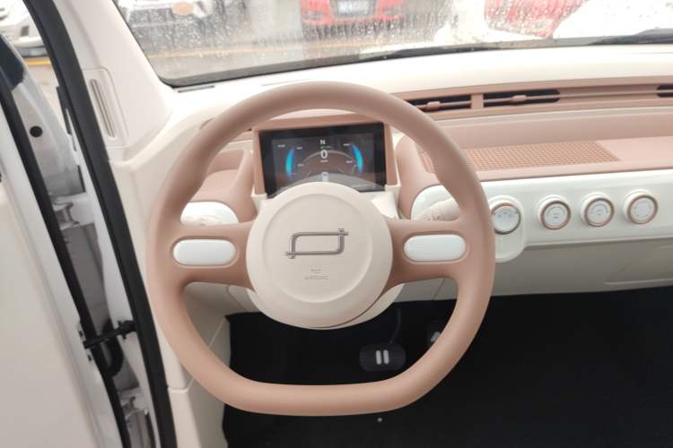 Used Bestune Pony 2026 Model 222km Cute Horse Plus Steering Wheel